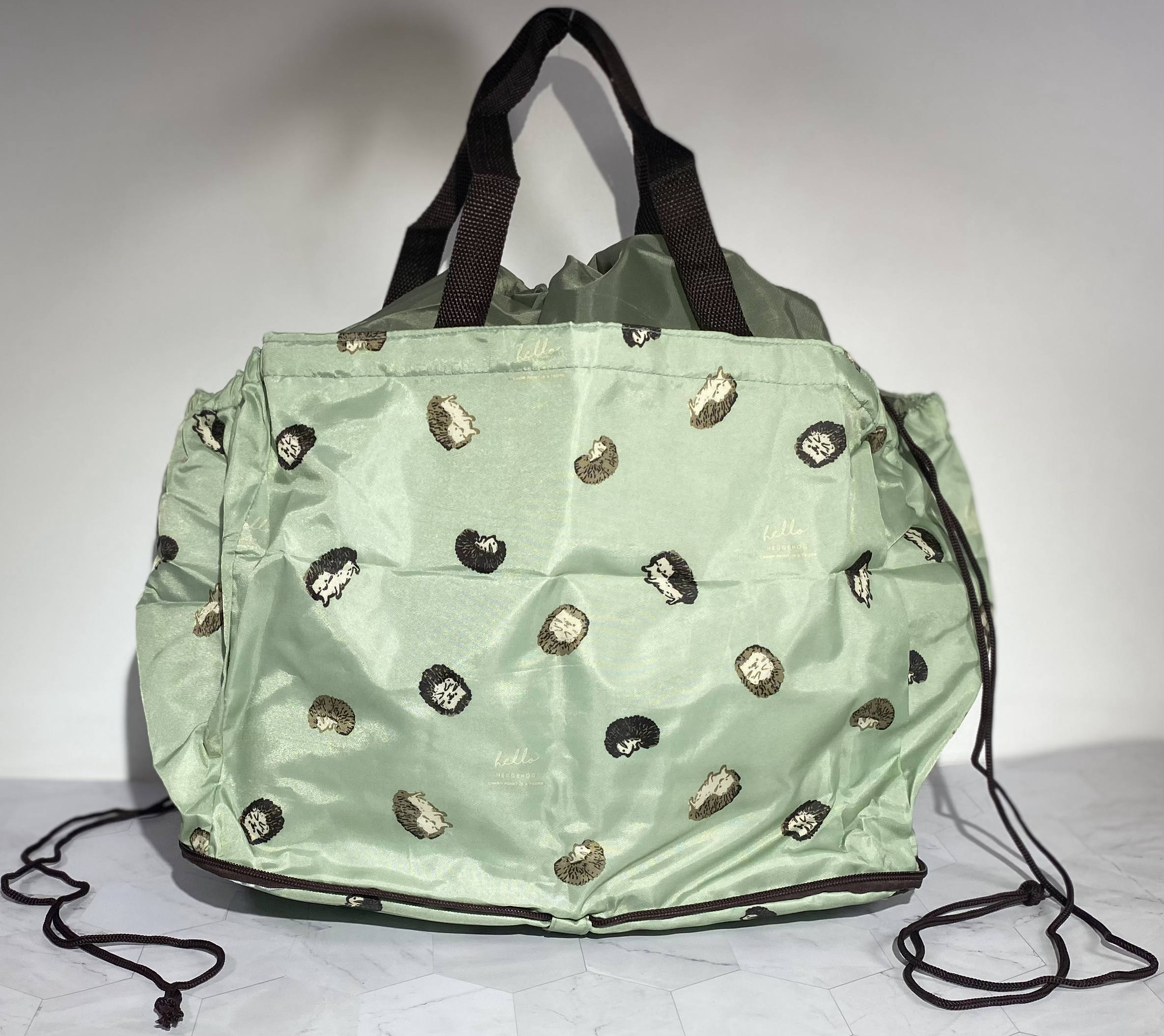 <SG Stock> Japanese eco-friendly reusable foldable bag, large capacity 25 L, lightweight, Supermarket, Travel, Tote, Carrier, Luggage - insulated keep warm/cold